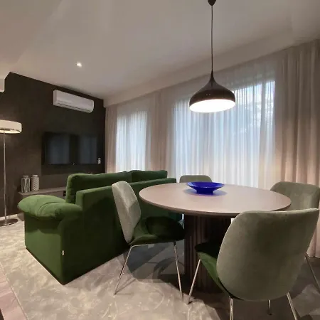 Lux Housing Seculo XXI Alojamento Premium A *